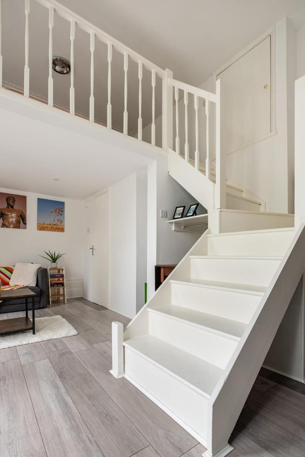 Apartment Summer With Terrace By Hyde Park